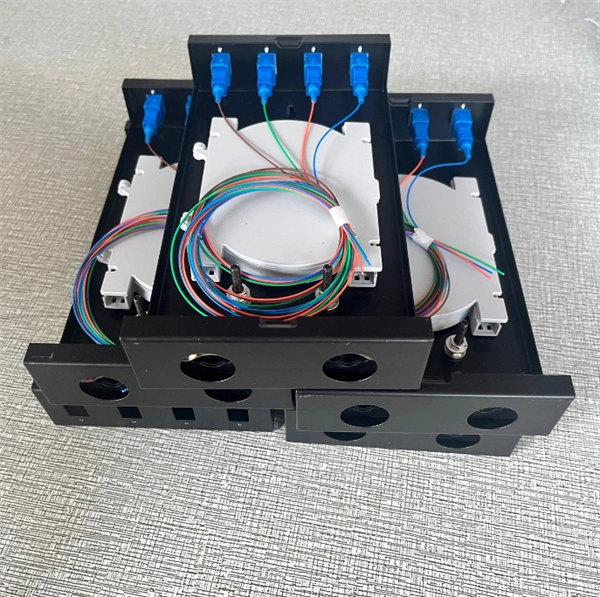 Fiber optic cable transmission between different networks